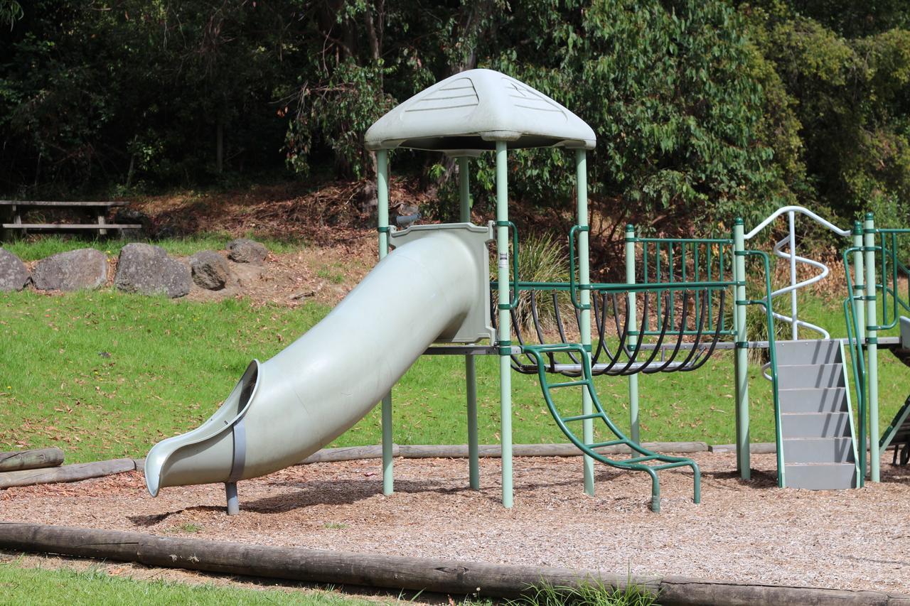 Lorne Foreshore Caravan Park Экстерьер фото