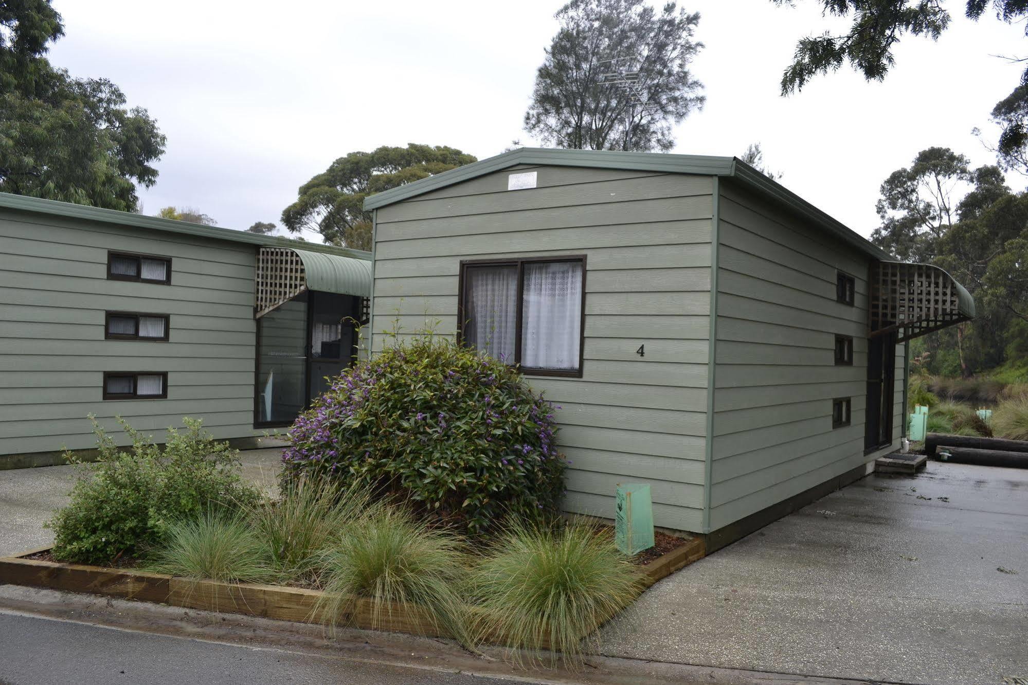 Lorne Foreshore Caravan Park Экстерьер фото
